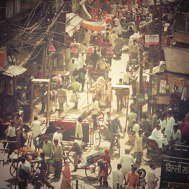 istock Street in India 512175485