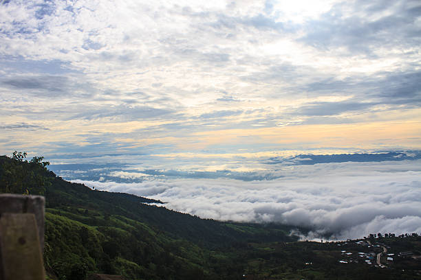 istock sea of fog with forests as foreground 512175829