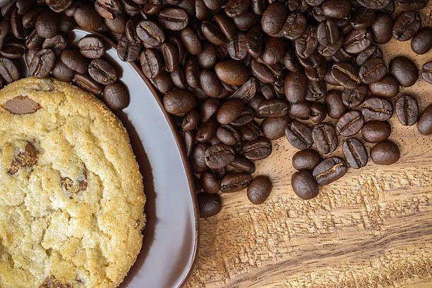 istock Milk chocolate macadamia, Chocolate chunk crispy cookies. 512183517