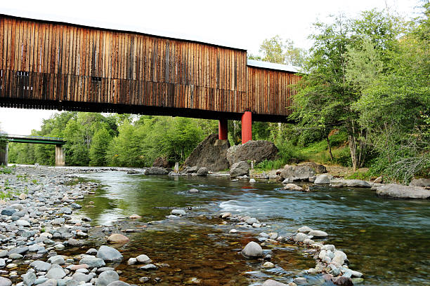 Honey Run Bridge Behind the scenes in Chico, CA a beautiful covered bridge is poised. chico california photos stock pictures, royalty-free photos & images