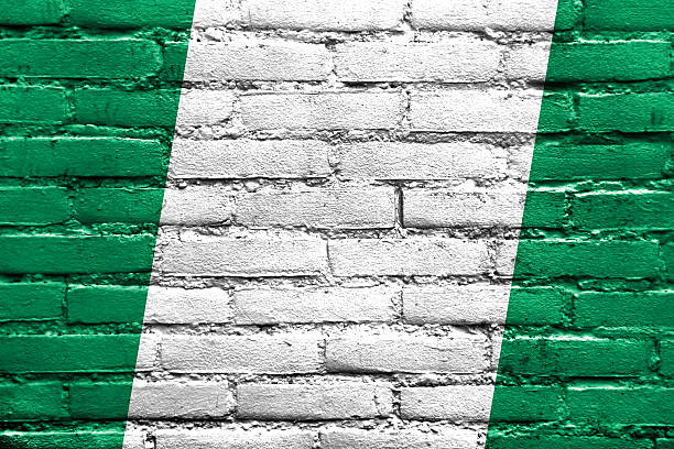 istock Nigeria Flag painted on brick wall 512186613
