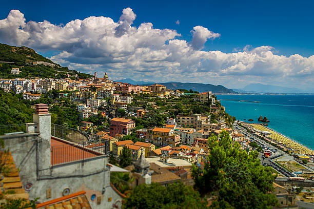 istock Perfect summer on the Italian seaside village 512189217