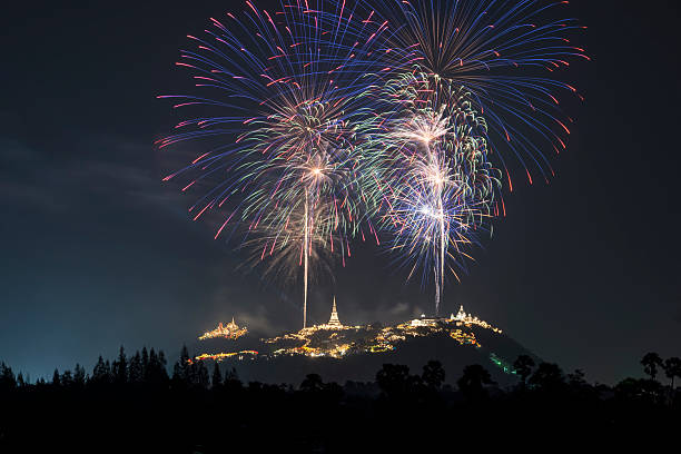 istock Fireworks display over the Phara Nakhon Khiri. Festival #30, 512206588