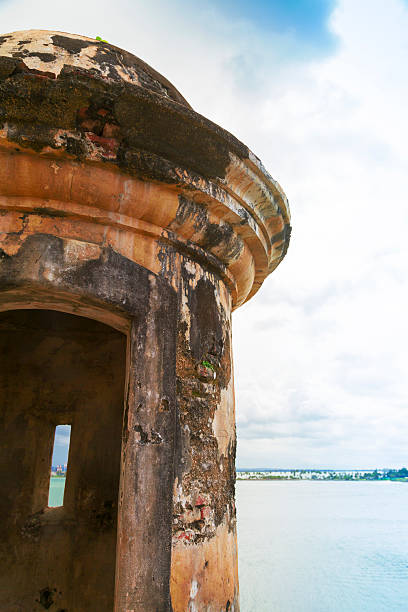 sentry box - horizon over water old san juan san juan puerto rico puerto rico stock-fotos und bilder