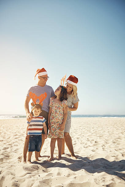 istock Have yourself a beachy christmas 512214266