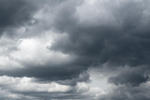 Cielo de tormenta, lluvia. photo