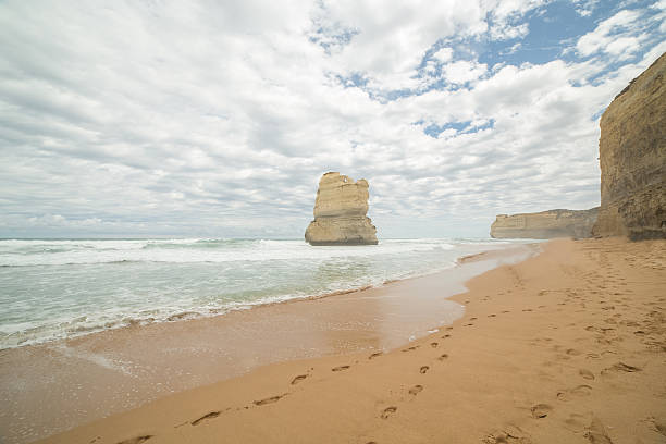 istock Gibson Steps beach in Port Campbell National Park 512221128