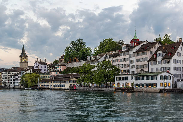 istock embankment of Limmat river, Zurich 512274094