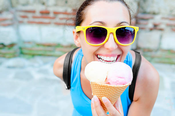 istock Girl with ice cream 512276185