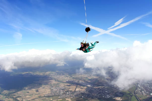 Open Parachute 540+ How To Open Parachute Stock Photos, Pictures & Royalty-Free Images ...