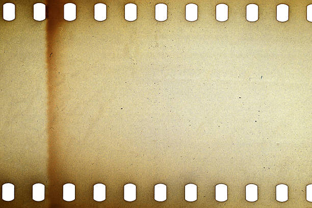 istock Old grunge filmstrip 512285736