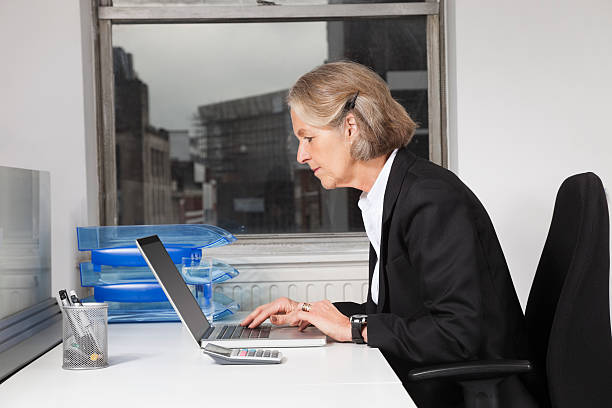 istock Business person in the office 512309557