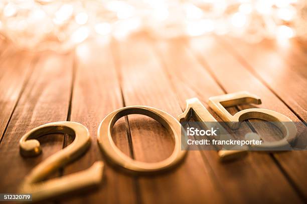 Gold 2015 Neue Jahr Text Auf Holz Plank Stockfoto und mehr Bilder von 2015 - 2015, Bauholz-Brett, Beleuchtet
