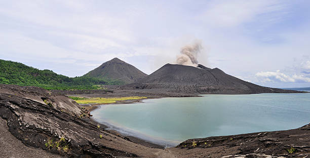 istock Tavurvur volcano, Rabaul, Papua New Guinea 512326276