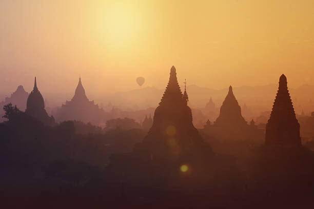 istock Sunnrise over the pagoda field in Bagan, Myanmar 512328423