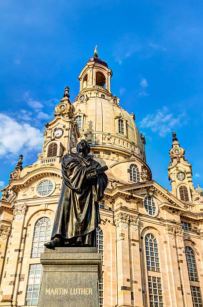 istock Church of our Lady in Dresden 512330480