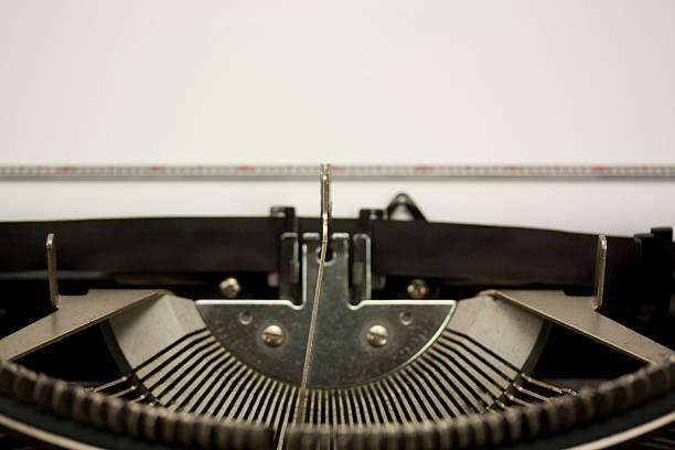 istock Close up of an old typewritter 512344118