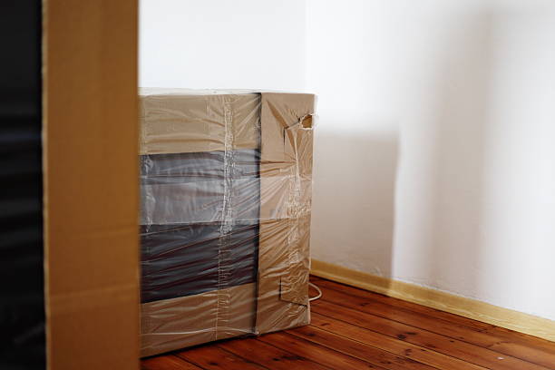 istock wrapped furniture 512353344