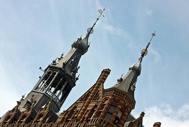 istock Old Building in Amsterdam the Netherlands 512354806