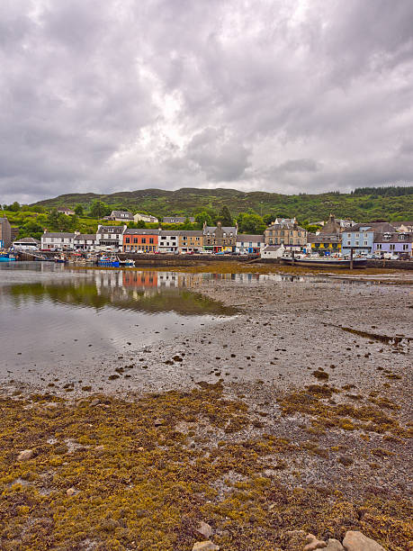 istock Tarbert fishing village 512359951