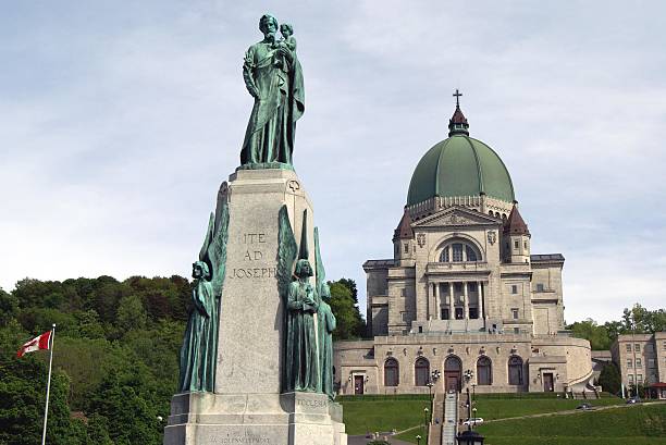 istock Saint Joseph's Oratory of Mount Royal, Montreal 512387523