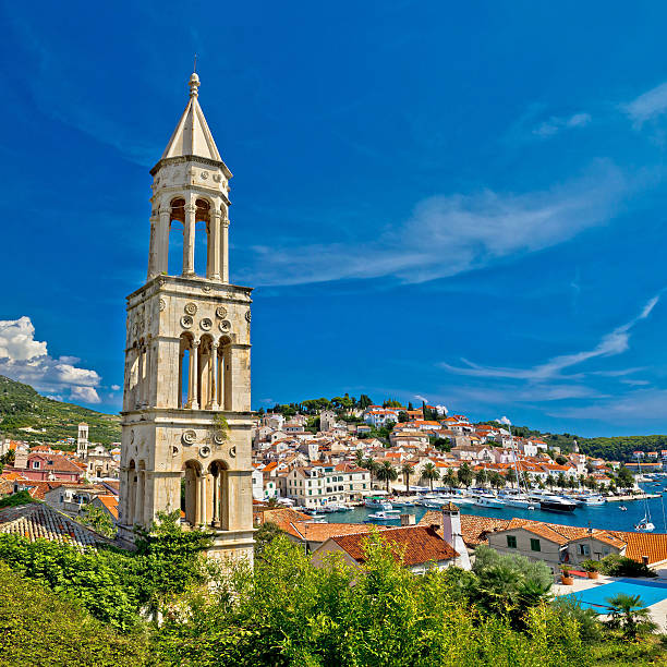 istock Island town of Hvar waterfront 512390007