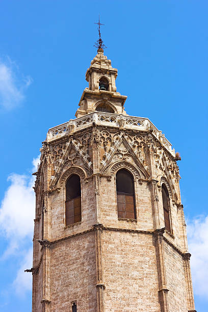 dzwon wieża, "el miguelete" na taras widokowy. - valencia cathedral zdjęcia i obrazy z banku zdjęć