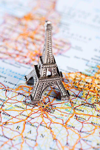 istock Map of Paris, France with Eiffel Tower 512437276