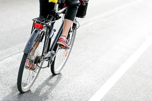 istock Healthy people cycling 512453589