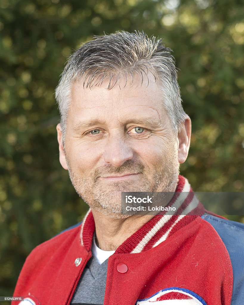 Vater mit Varsity-Jacke - Lizenzfrei Varsity-Jacke Stock-Foto