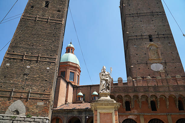 istock Bologna towers, Italy 512470170