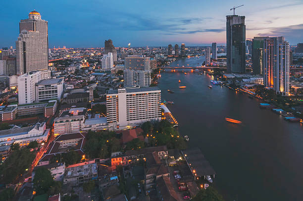 istock Chaopraya river in bangkok at night. 512470942