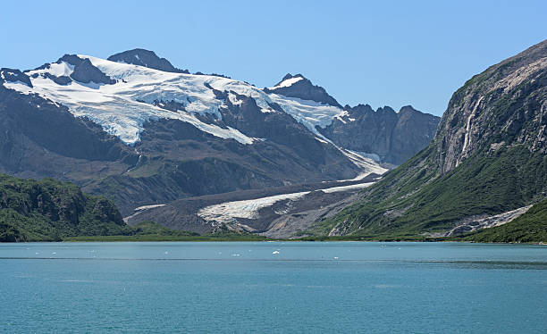 istock Remote Glacier in the Alaskan Wilds 512491366
