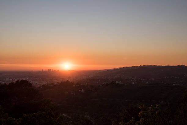 istock Griffith Park Trails and Century City at Sunset, sunlight and smog 512493720