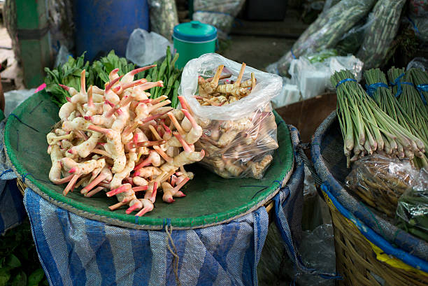 istock Bangkok Pak Khlong market 512509814
