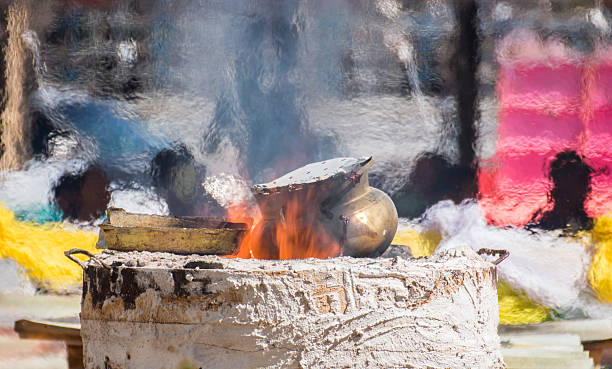 istock heat during Casting of Buddha images 512510132