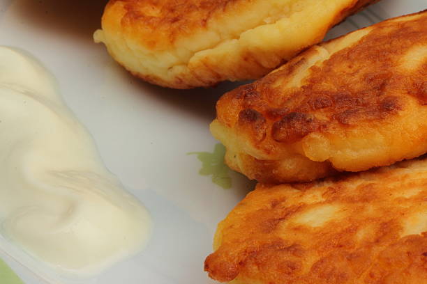 istock homemade cheesecakes with sour cream 512520566