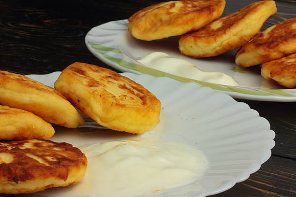 istock homemade cheesecakes with sour cream 512521052