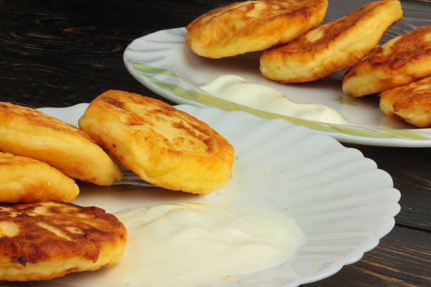 istock homemade cheesecakes with sour cream 512521098