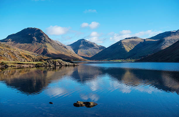 Wasdale Head Mountains in English Lake District Often described as 'Britain's Favourite View" these are the mountains at Wasdale Head looking across Wast Water, England's deepest lake. The hills in view are Yewbarrow, Great Gable, Lingmell and Scafell Pike on the right. lake district scafell pike stock pictures, royalty-free photos & images