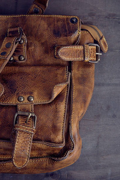 istock Vintage leather bag detail 512538112