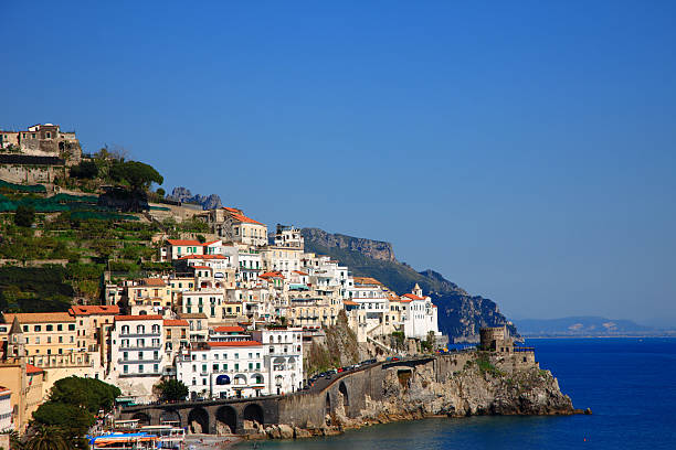 istock Town of Amalfi 512546819