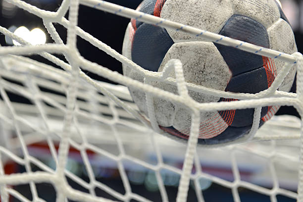 handball - goal - handbal stockfoto's en -beelden