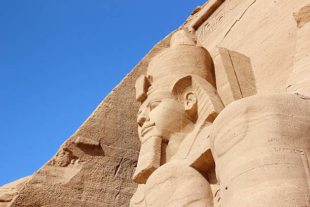 detalhe templo de ramsés ii.  abu simbel, egito. - lake nasser - fotografias e filmes do acervo