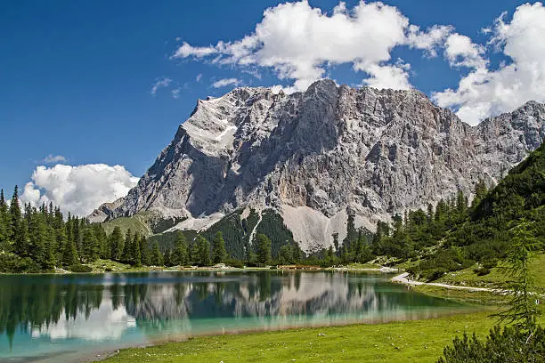 Seeeben lake - green mountain lake in front of the mountain scenery of Mieminger Mountains