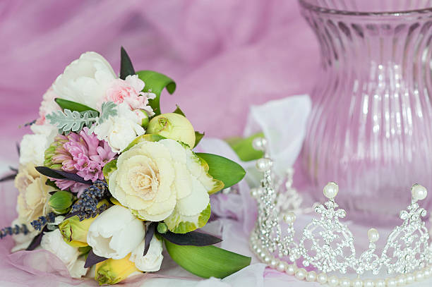 istock close-up of wedding bouquet whith crown 512555820