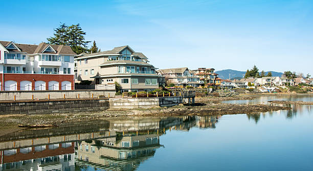 istock Beacon Park and waterfront in Sidney British Columbia 512567522
