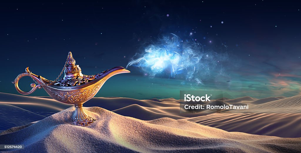 Lampe der Wünsche In der Wüste - Lizenzfrei Wunderlampe Stock-Foto
