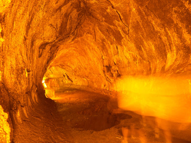 istock Nahuku Thurston Lava Tube on Hawaii 512576461