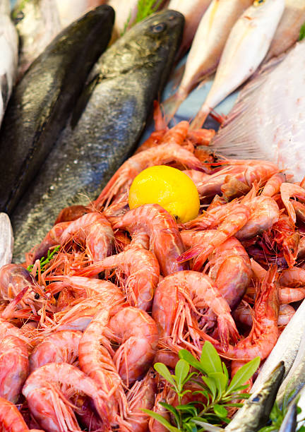 istock Fresh shrimps at the market 512592970